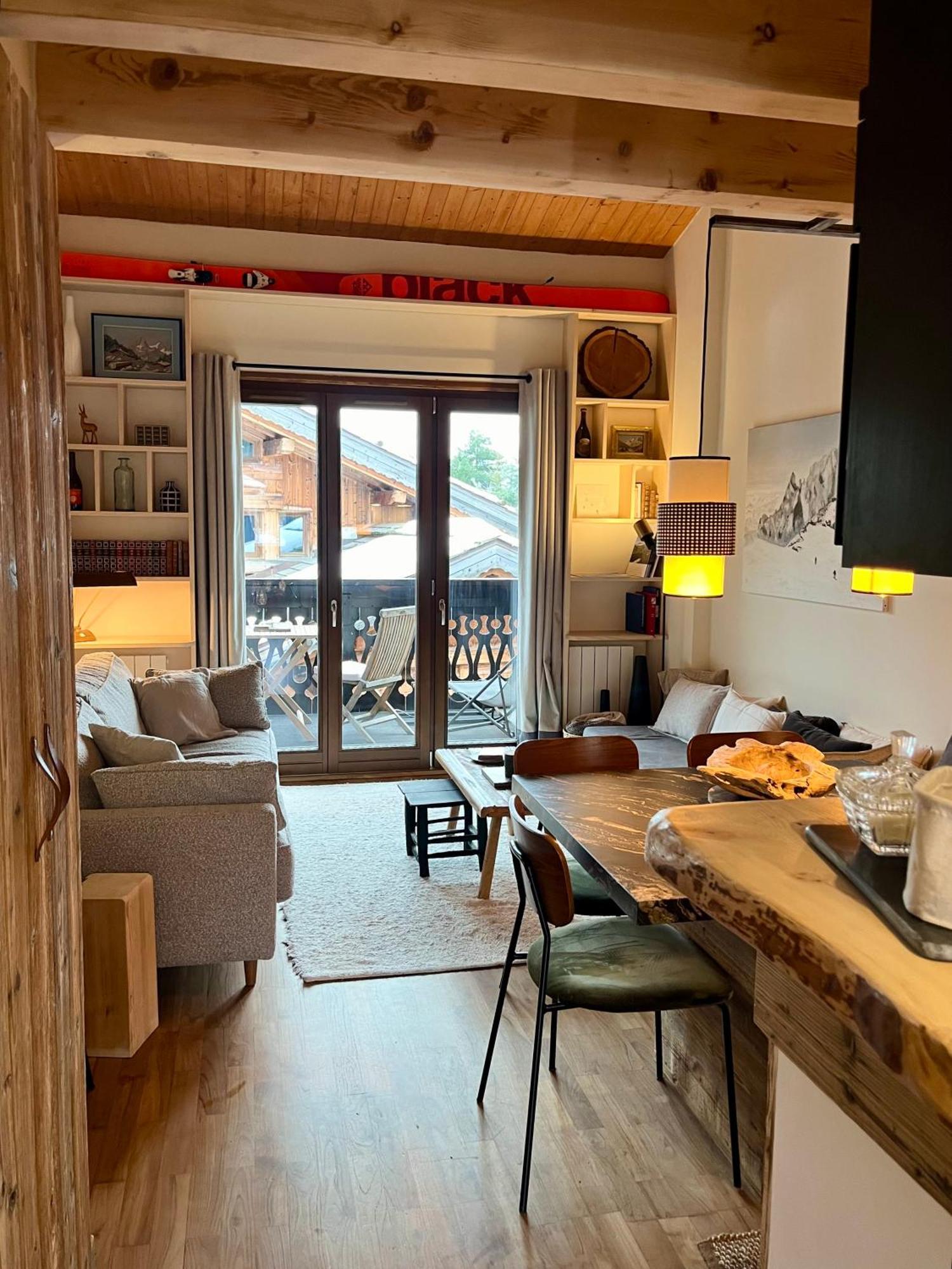 Appartement Ensoleille Aux Tines, Vue Massif Chamonix Exterior foto